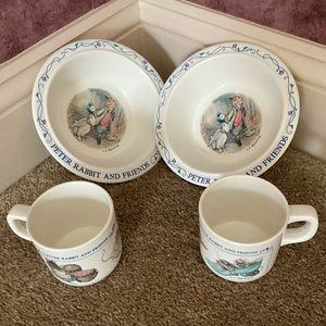 Peter Rabbit & Friends 4pc  (2-bowls & 2-mugs)